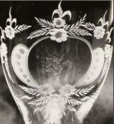 Glasgravur: Fluegelkranz