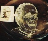 Glasgravur: Portraitgravur des Pf.Kneipp, auf einer Vase, die Herrn Kohl anl�sslich der Jubil�ums-Feierlichkeiten in Bad W�rrishofen �bergeben wurde.